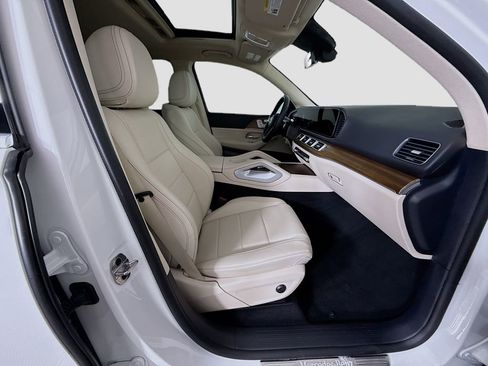 Certified 2025 Mercedes-Benz GLE 350 4MATIC image 21