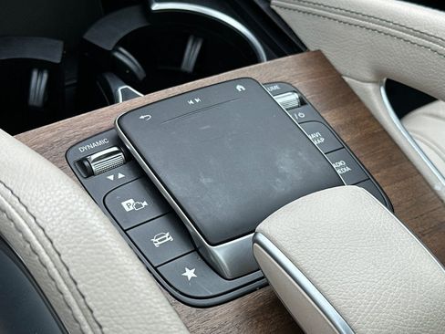 Used 2022 Mercedes-Benz GLE 350 image 27