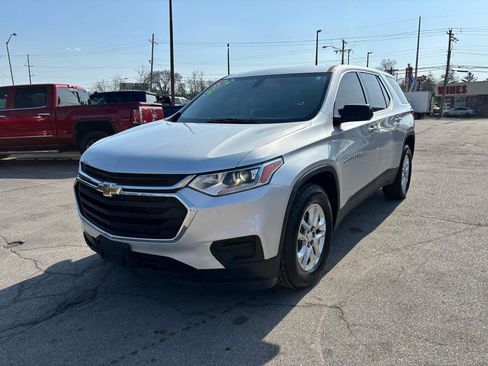 Used 2021 Chevrolet Traverse LS image 7