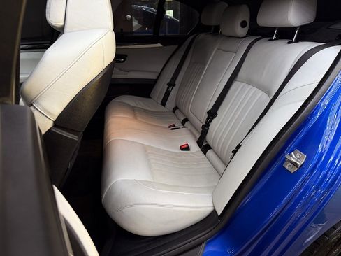 Used 2013 BMW M5 image 21