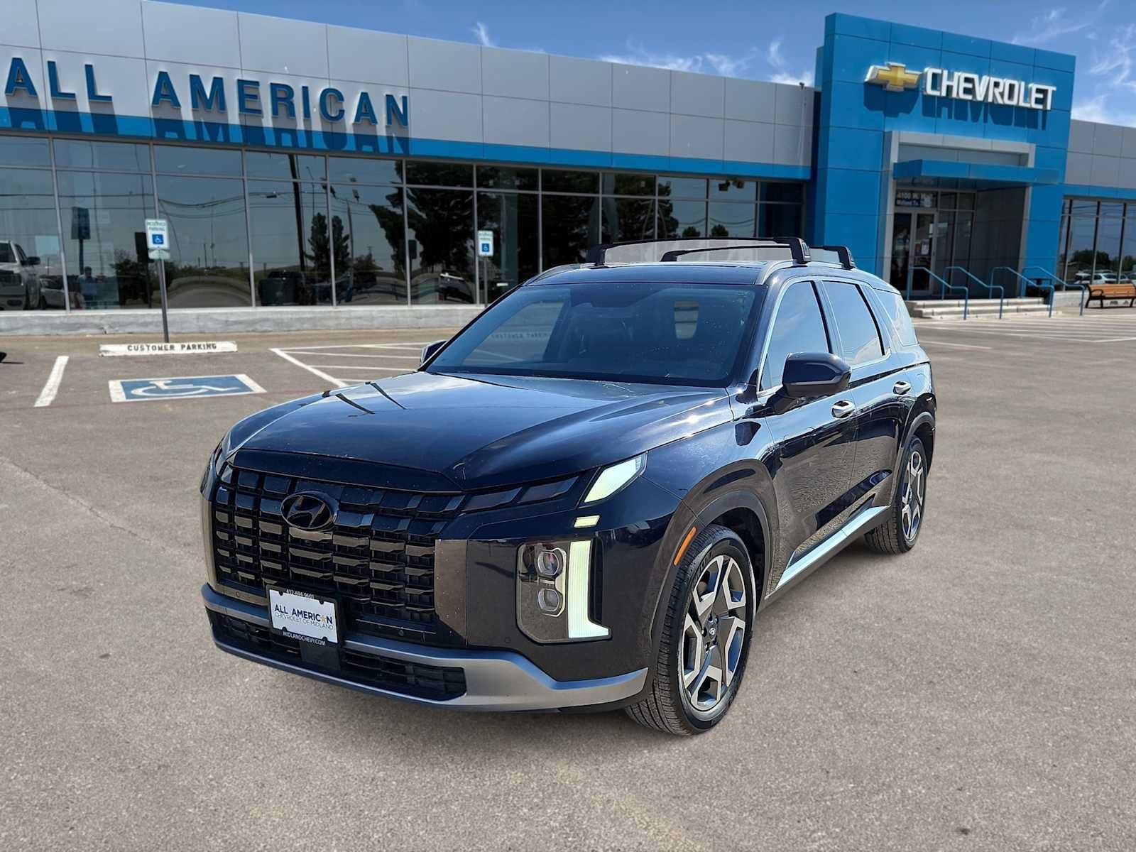 Used 2023 Hyundai Palisade Limited FWD image 1