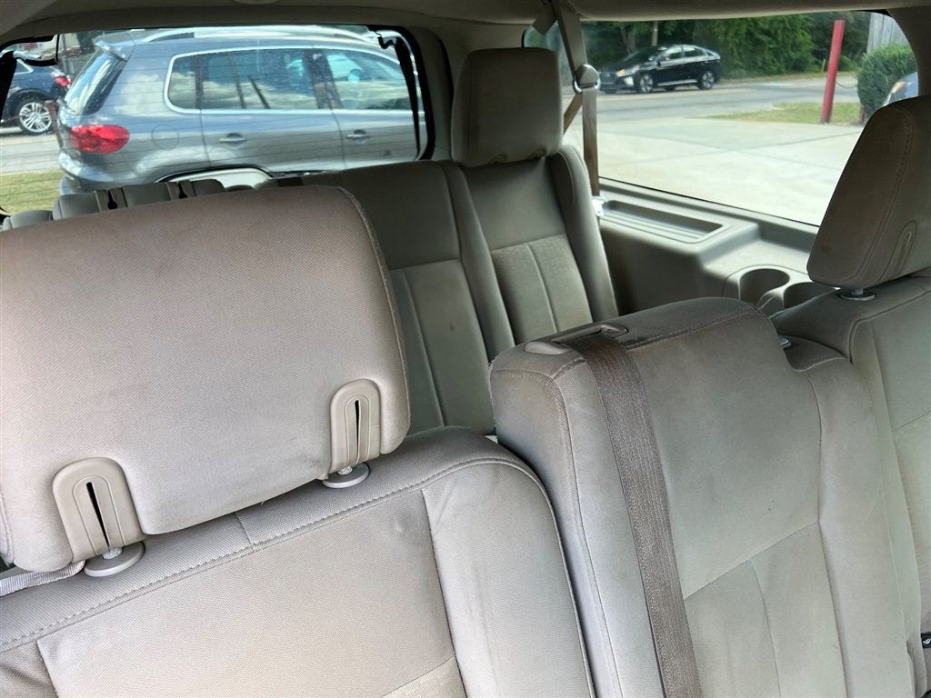 Used 2010 Ford Expedition EL XLT RWD image 16