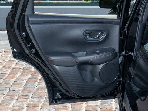 Certified 2024 Honda HR-V Sport image 11