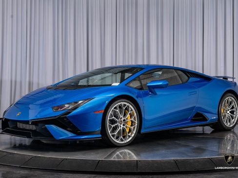 Used 2023 Lamborghini Huracan Tecnica image 7