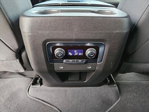 Used 2022 Chevrolet Tahoe LS image 18