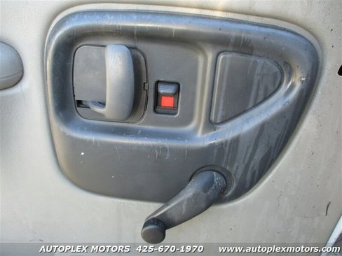 Used 1998 GMC Savana 1500 image 25