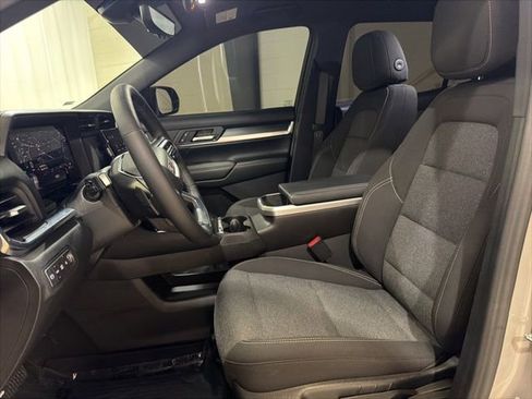 Used 2026 GMC Terrain Elevation w/ Technology Package II image 10