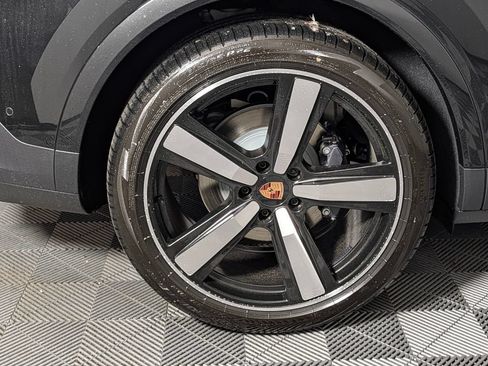 New 2026 Porsche Cayenne AWD/4WD image 13