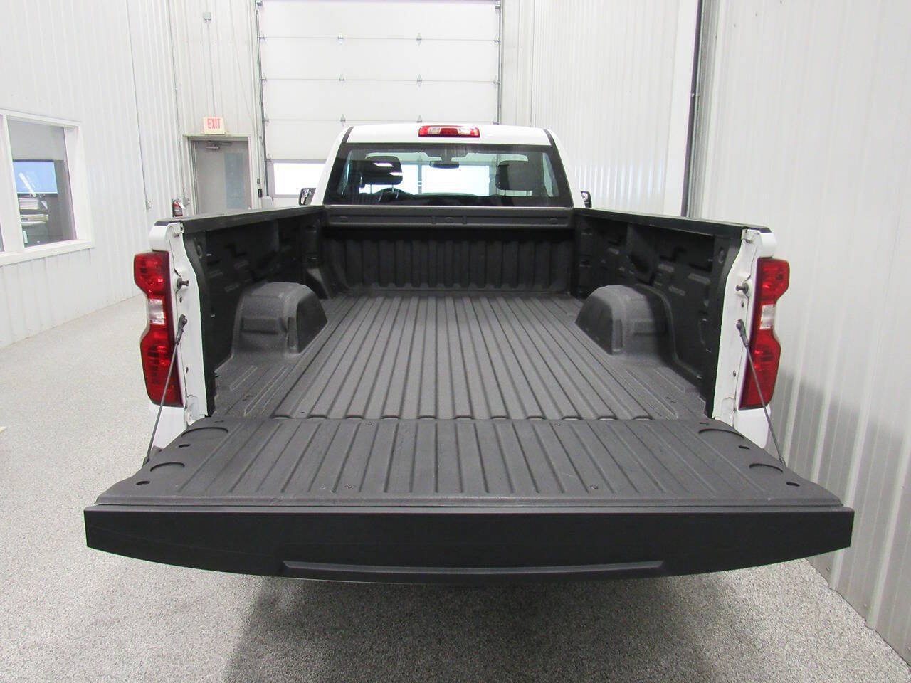 Used 2021 Chevrolet Silverado 1500 W/T w/ WT Fleet Convenience Package AWD/4WD image 15