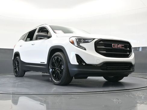 Used 2021 GMC Terrain SLT w/ Elevation Edition image 68