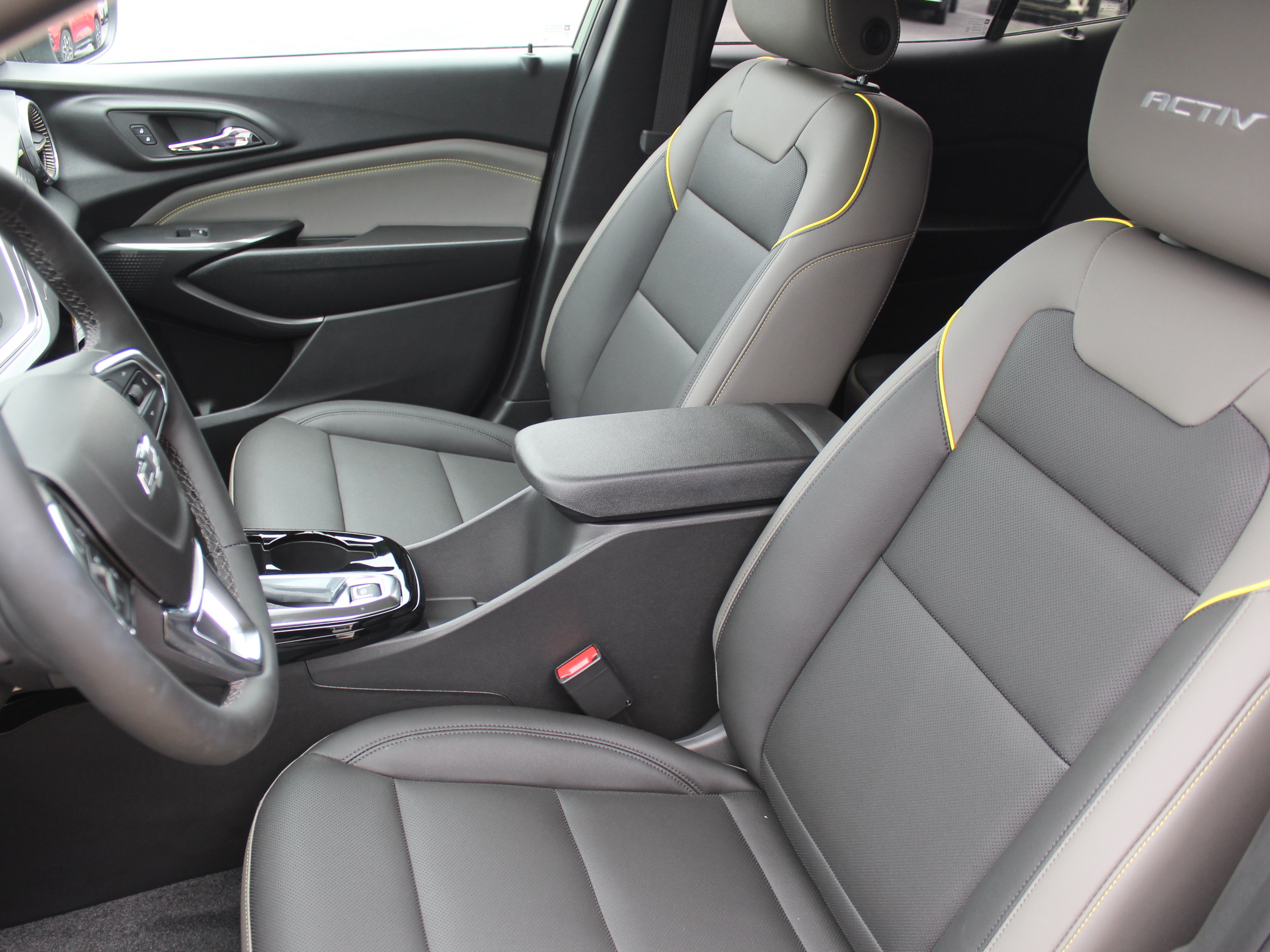 New 2026 Chevrolet Trax ACTIV w/ Driver Confidence Package FWD image 11