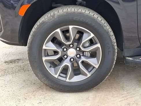 Used 2023 Chevrolet Tahoe 4WD w/ 1FL Safety Package image 28