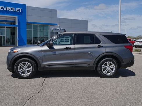 Used 2023 Ford Explorer 4WD w/ Class IV Trailer Tow Package image 10