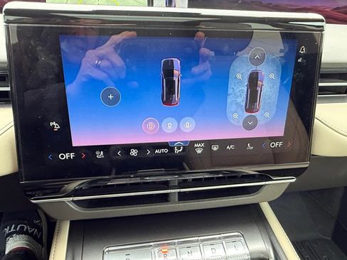 Used 2025 Lincoln Nautilus Premier w/ Equipment Group 102A image 30