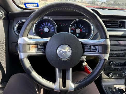 Used 2012 Ford Mustang V6 image 11