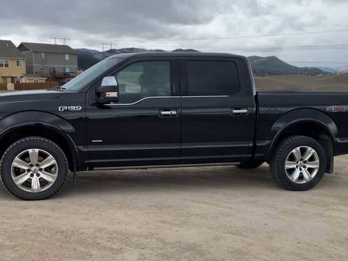 Used 2015 Ford F150 Platinum w/ Technology Package image 5