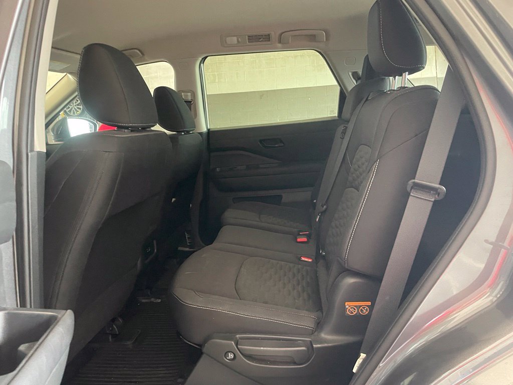 Certified 2024 Nissan Pathfinder S FWD image 16