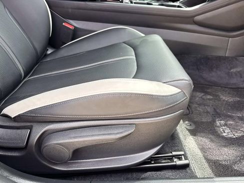 Used 2025 Kia K5 GT-Line image 27