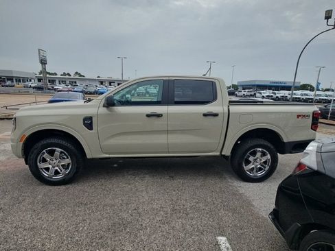 Used 2025 Ford Ranger XLT w/ FX4 Off-Road Package AWD/4WD image 4