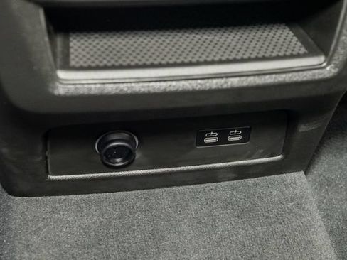 Used 2025 BMW X5 M60i AWD/4WD image 32