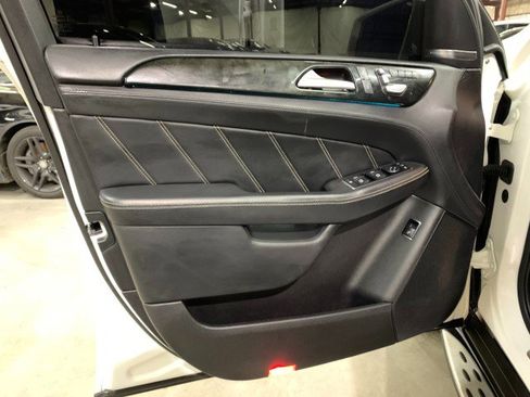 Used 2017 Mercedes-Benz GLE 63 AMG 4MATIC image 28