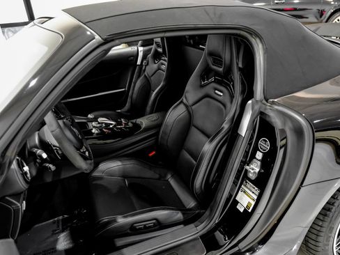 Used 2018 Mercedes-Benz AMG GT C w/ AMG Interior Night Package image 27