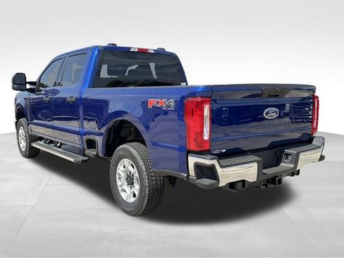New 2026 Ford F250 XLT w/ FX4 Off-Road Package image 7