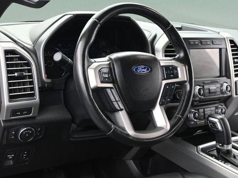 Used 2018 Ford F150 Platinum w/ Equipment Group 701A Luxury AWD/4WD image 13