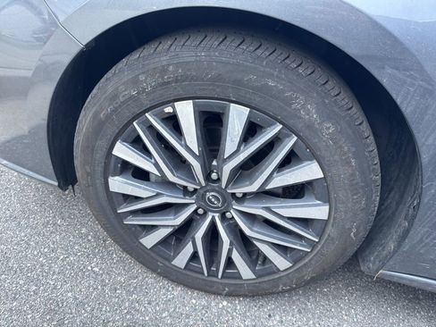 Used 2025 Nissan Altima 2.5 SV image 20