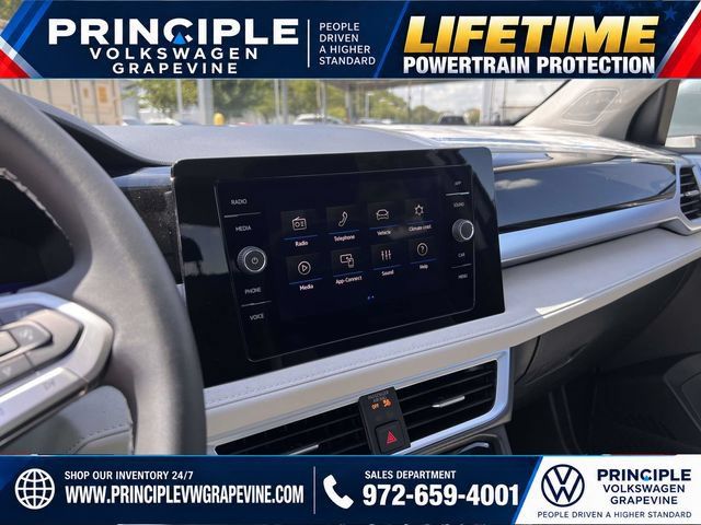 New 2027 Volkswagen Taos SE FWD image 19