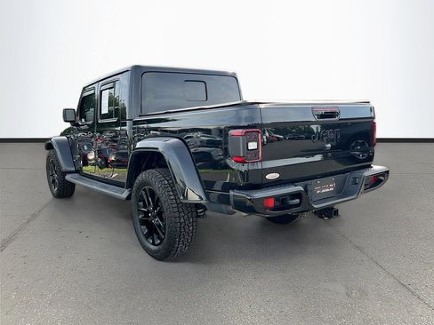 Used 2021 Jeep Gladiator Overland AWD/4WD image 5
