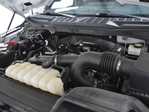 Used 2022 Ford F150 XLT w/ Equipment Group 302A High image 10