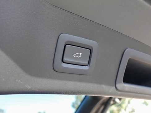 Used 2025 MAZDA CX-5 AWD 2.5 S w/ Preferred Package image 24