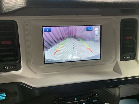 Used 2023 Ford Bronco Heritage Edition image 23