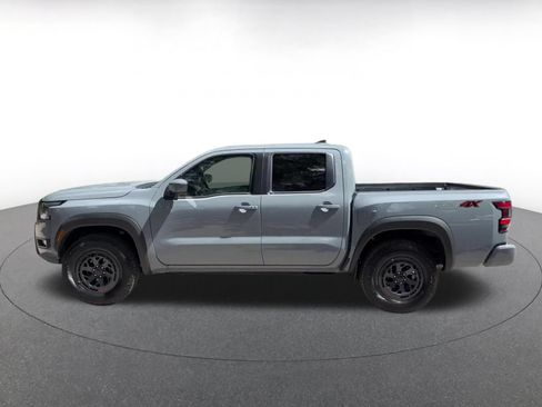 Used 2026 Nissan Frontier PRO-4X AWD/4WD image 9