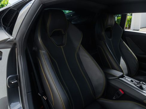 Used 2015 Lamborghini Huracan LP 610-4 AWD/4WD image 28