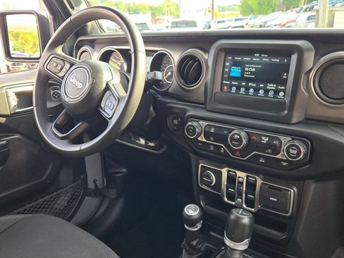 Used 2023 Jeep Wrangler Unlimited Sport AWD/4WD image 8