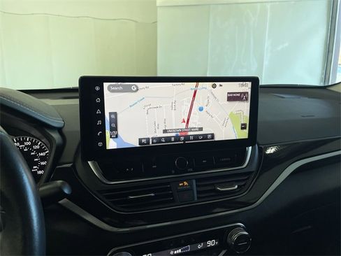 Certified 2024 Nissan Altima 2.0 SR image 26