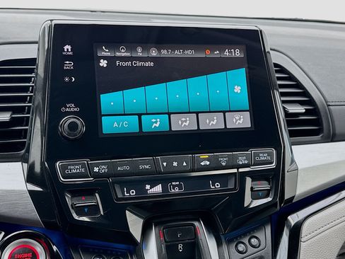 Used 2019 Honda Odyssey Elite image 12