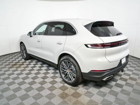 New 2026 Porsche Cayenne AWD/4WD image 3