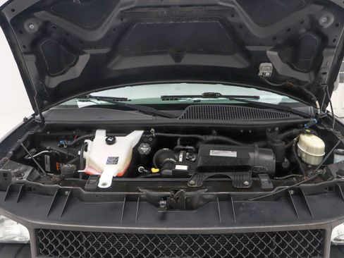 Used 2017 Chevrolet Express 2500 LS RWD image 20
