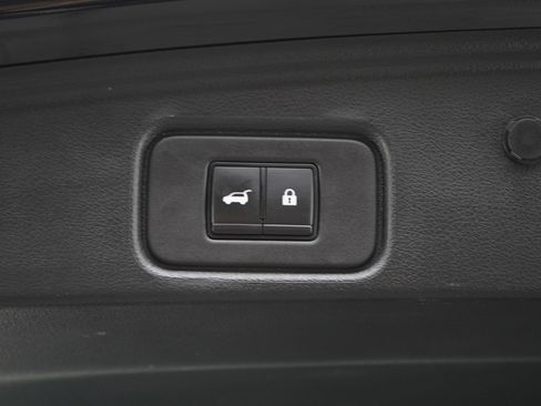 Used 2023 Nissan Pathfinder Platinum w/ Lighting Package (N93) image 18