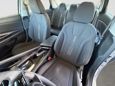 Used 2021 Hyundai Elantra SEL FWD image 13