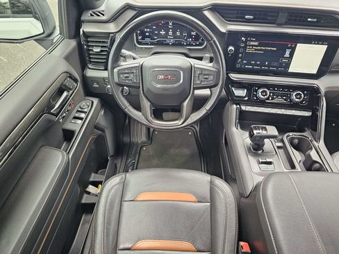 Used 2023 GMC Sierra 1500 AT4 w/ AT4 Premium Package AWD/4WD image 16