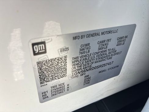 Used 2025 Chevrolet Tahoe LT w/ Advanced Technology Package AWD/4WD image 30