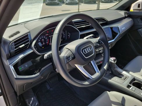 Certified 2025 Audi Q3 2.0T Premium w/ Convenience Package image 7