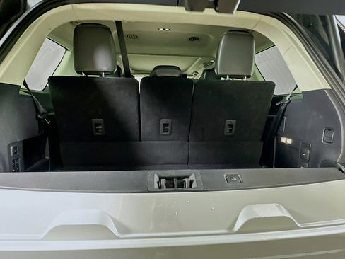 Used 2025 Ford Expedition Platinum image 31