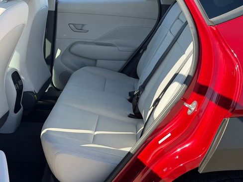 Used 2024 Hyundai Kona SEL FWD image 21