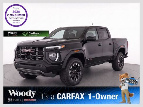 Used 2024 GMC Canyon Elevation AWD/4WD image 1