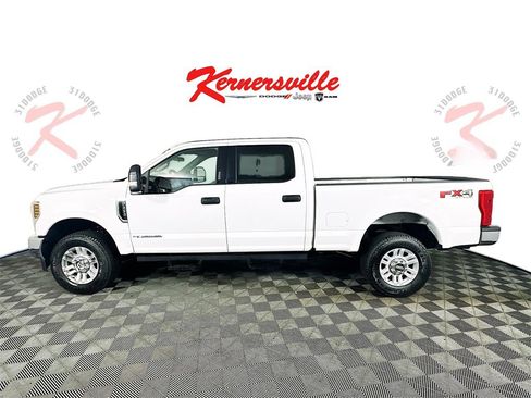 Used 2019 Ford F250 XLT w/ XLT Value Package image 4